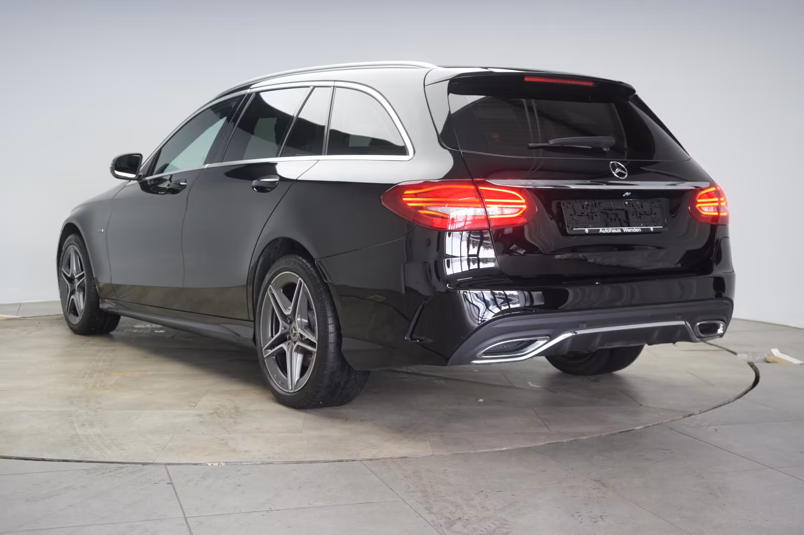 (B-571) Mercedes-Benz(Hybrid) C 300 de T 9G-Tronic AMG Temp/Kamera/Burmes - Image 4