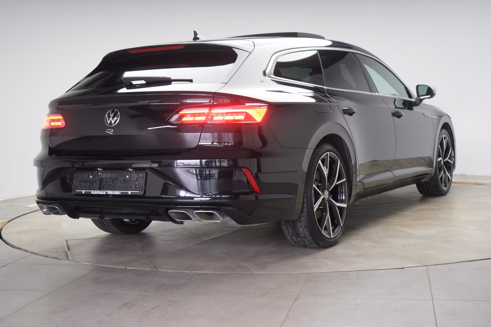 (B-013) Volkswagen Arteon Shooting Brake R 2.0 TSI 4Motion DSG Lede - Image 5