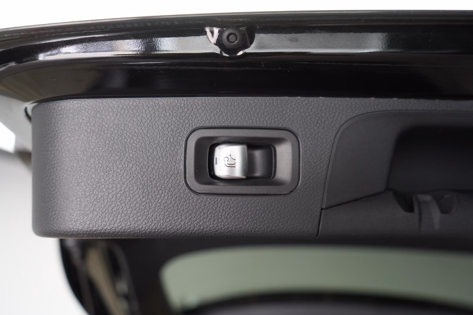 (B-208) Mercedes-Benz GLC 300 de 4Matic AMG Distronic/Kamera/Virtua - Image 23