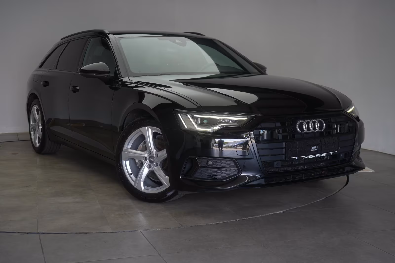 (B-490) Audi A6 Avant 40 TDI S tronic sport - Image 1