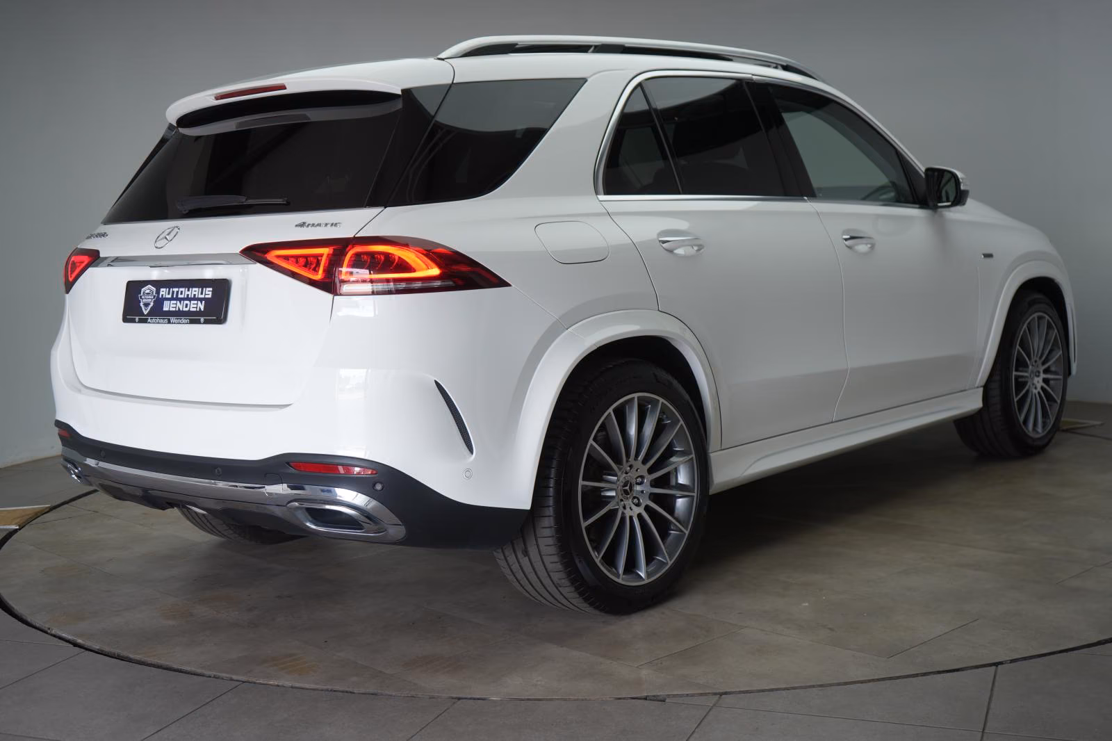 (B-587) Mercedes-Benz(Hybrid) GLE 350 e 4Matic AMG Leder/Distronic/HUD/Kam - Image 5