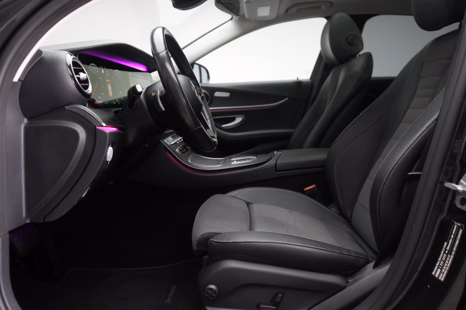 (B-099) Mercedes-Benz(Hybrid) E 300 de 9G-Tronic Avantgarde Distronic/Kamera - Image 6