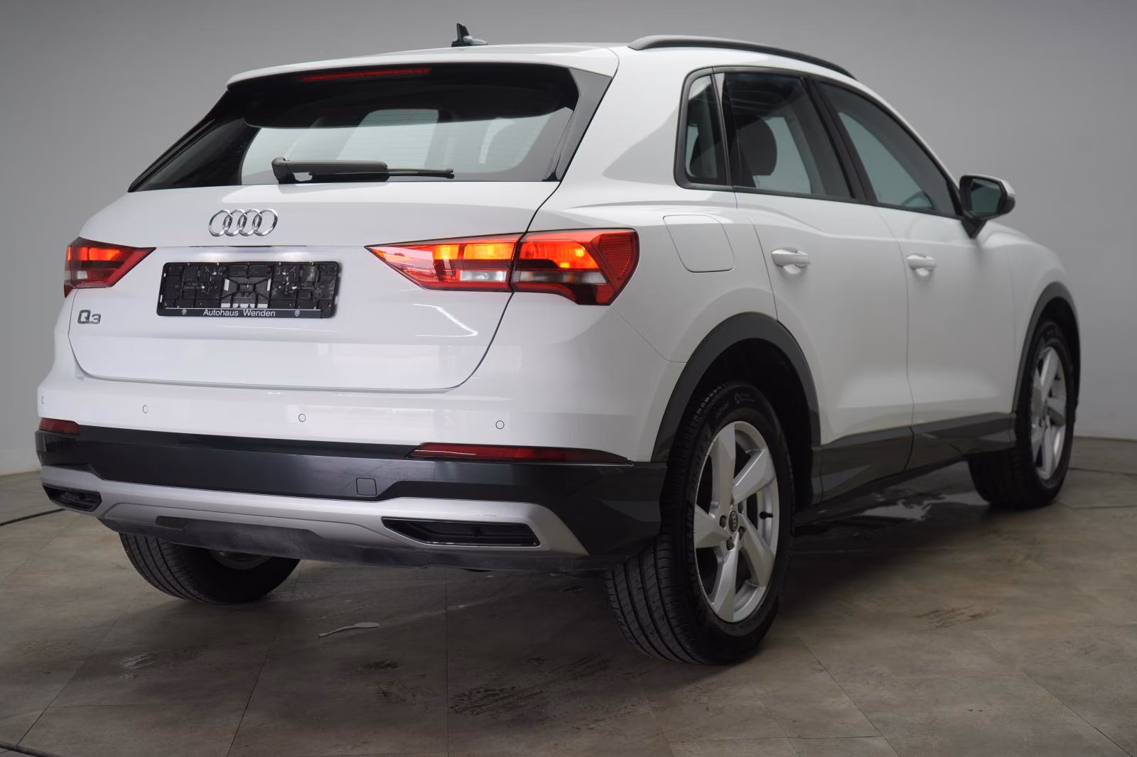 (B-645) Audi Q3 35 TFSI S tronic advanced CarPlay/Temp/Virtua - Image 5