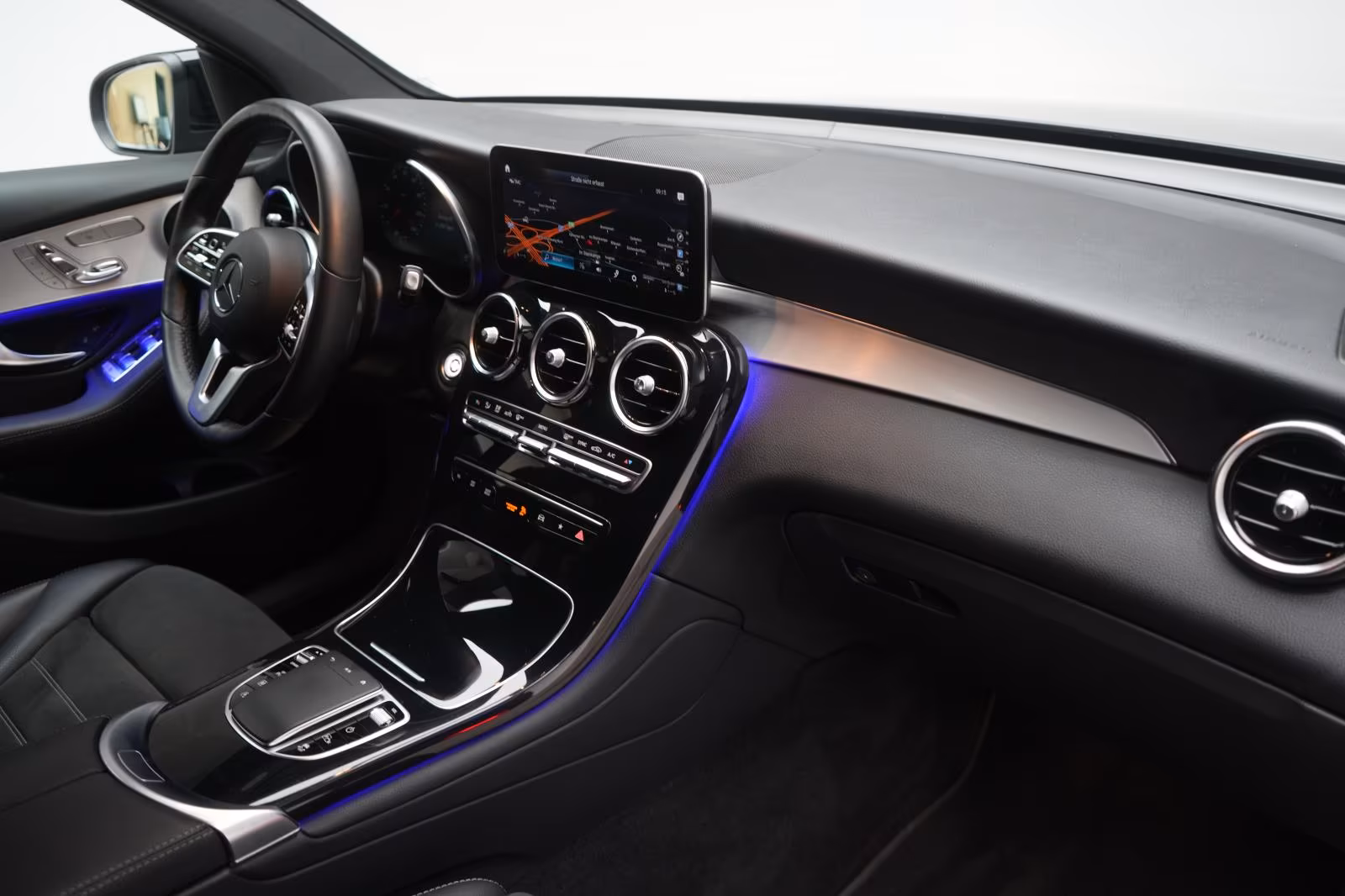 (B-381) Mercedes-Benz GLC 220 d 4Matic 9G-Tronic AMG Distronic/Kamer - Image 10