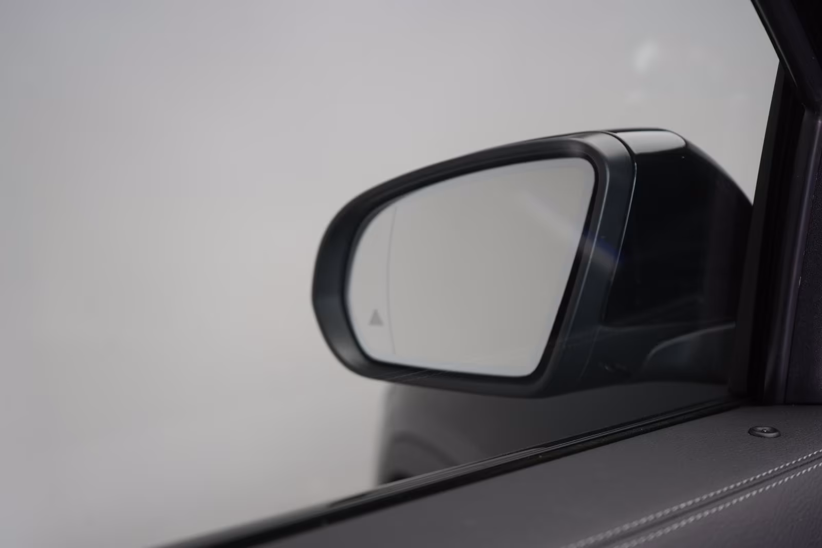 (B-086) Mercedes-Benz GLA 35 AMG 4Matic Pano/STHZ/HUD/360Kamera - Image 28