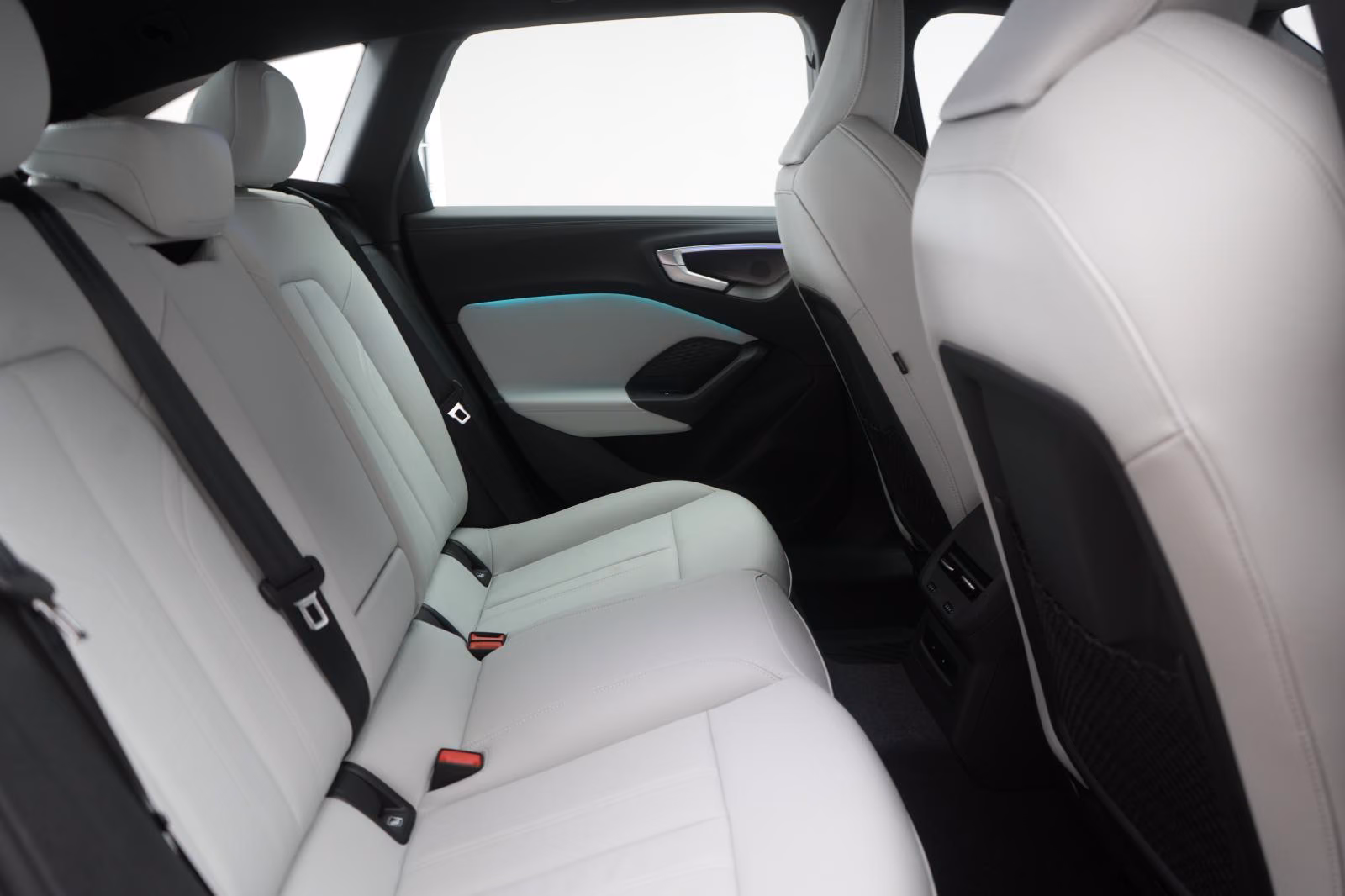 (B-513) Audi A5 Avant TDI quattro S-Line Leder/HUD/B&O/AHK/Ka - Image 11