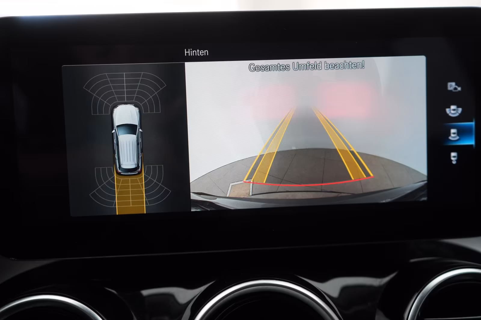 (B-376) Mercedes-Benz(Hybrid) GLC 300 e 4Matic 9G-Tronic Temp/Kamera/AHK/ - Image 23