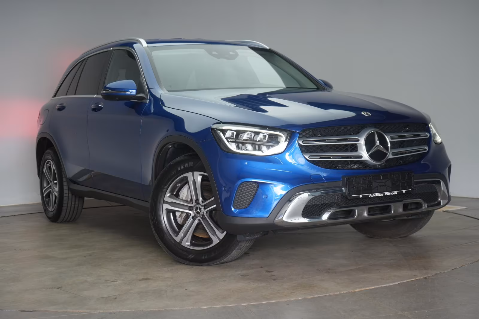 (B-144) Mercedes-Benz(Hybrid) GLC 300 e 4Matic 9G-Tronic AHK/Kamera/HUD/ - Image 1