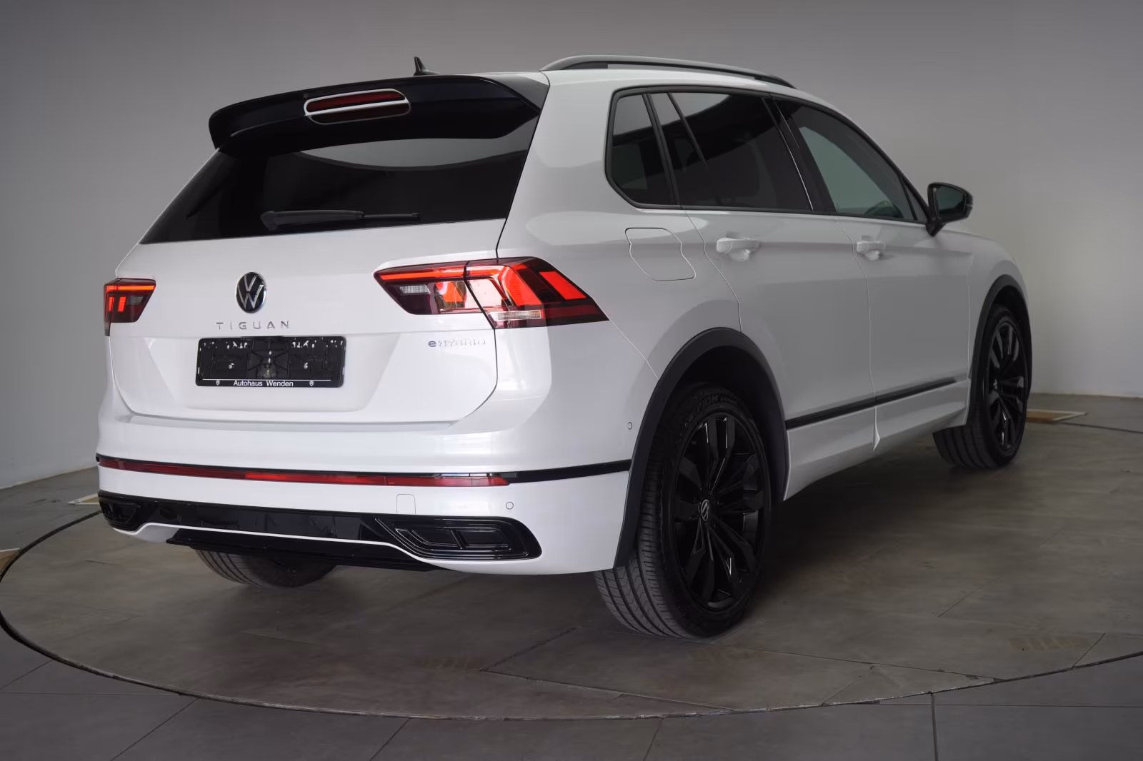 (B-037) Volkswagen(Hybrid) Tiguan 1.4 eHybrid DSG R-Line Leder/ACC/Kamera/V - Image 5