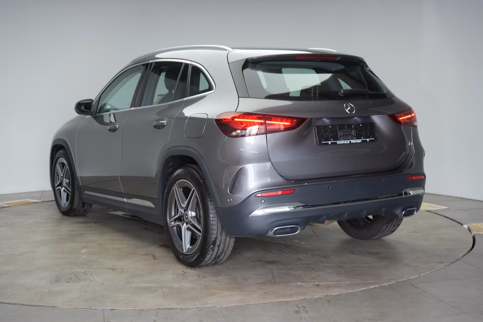 (B-336) Mercedes-Benz GLA 220 d 8G-DCT AMG Line Leder/Temp/Kame - Image 4