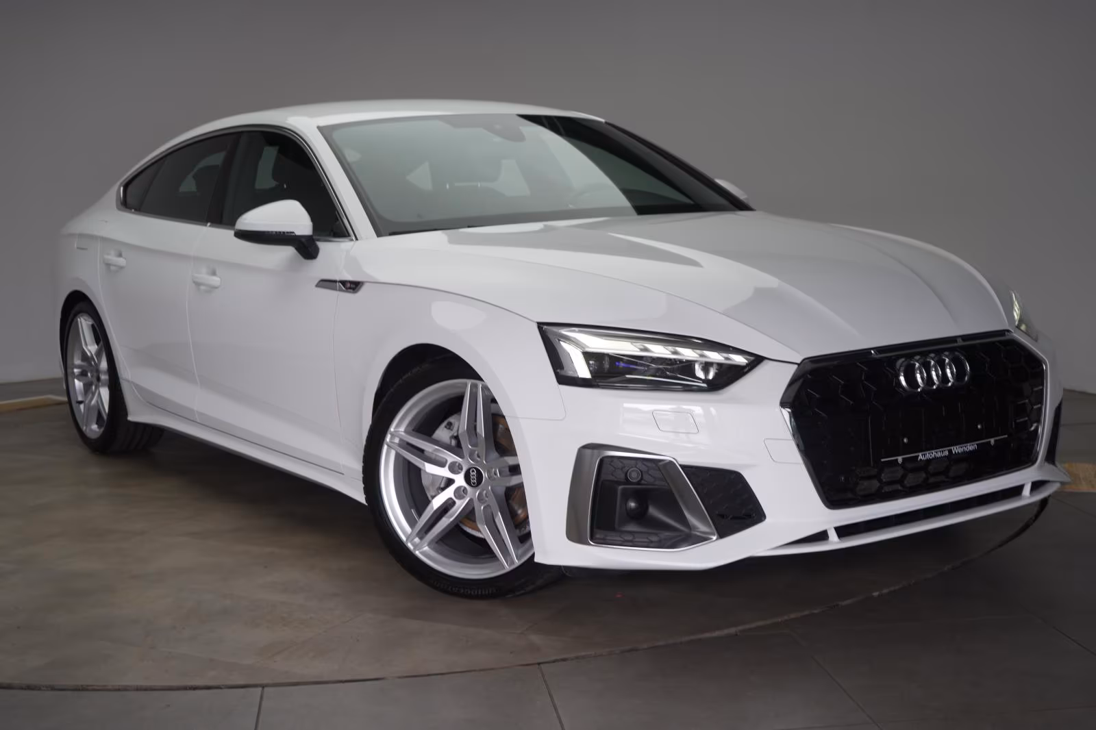 (B-377) Audi A5 40 TFSI S tronic S line ACC/Kamera/Lane/Side/ - Image 1