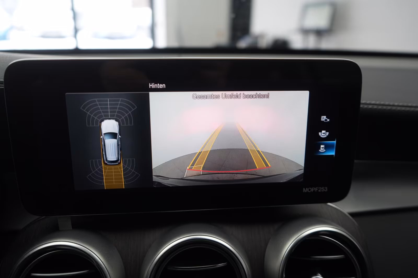 (B-320) Mercedes-Benz(Hybrid) GLC 300 de 4Matic 9G-Tronic Temp/Kamera/Lan - Image 20