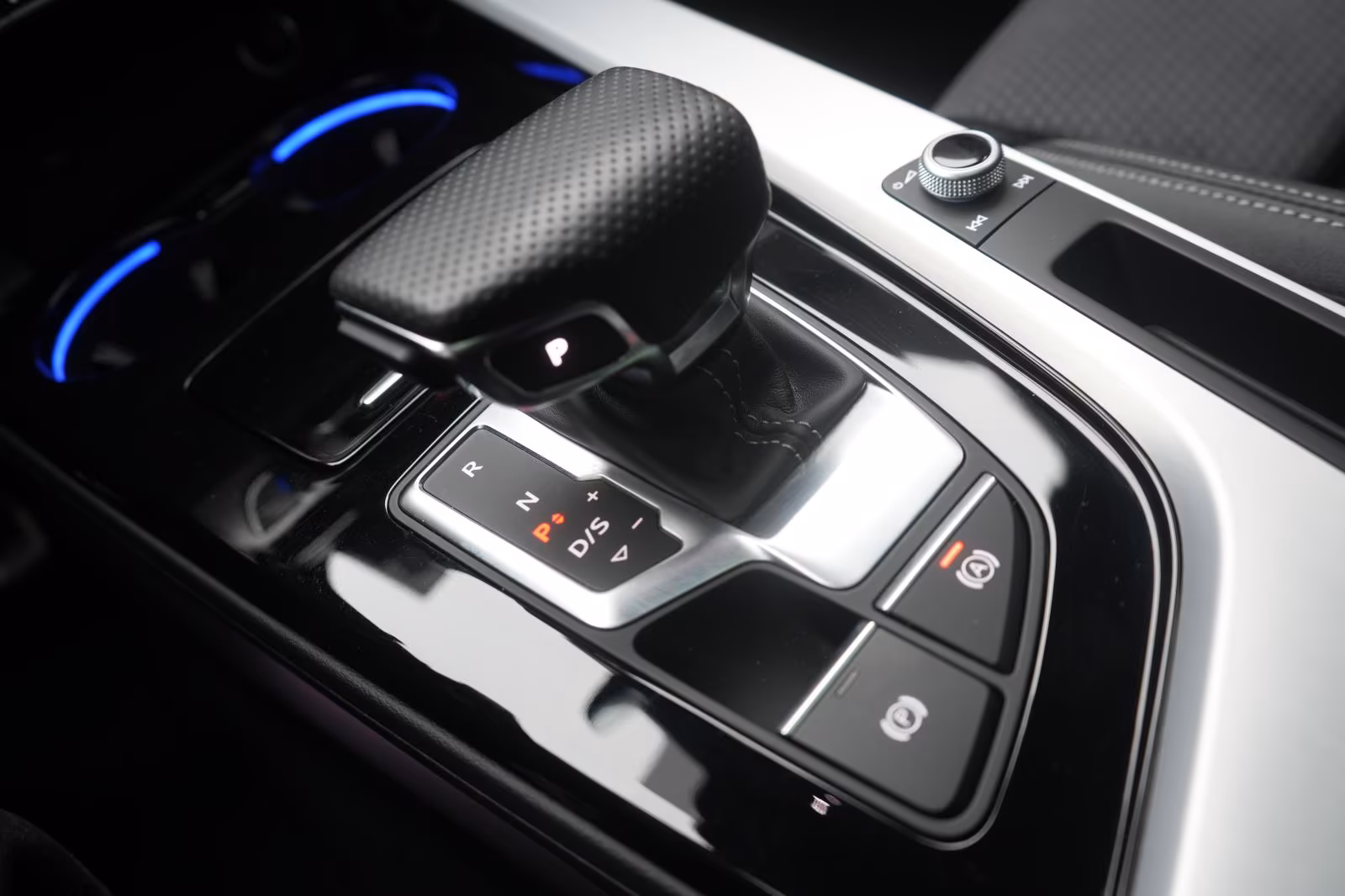 (B-593) Audi A4 40 TFSI S line ACC/Pano/Kamera/Matrix/B&O/Vir - Image 24