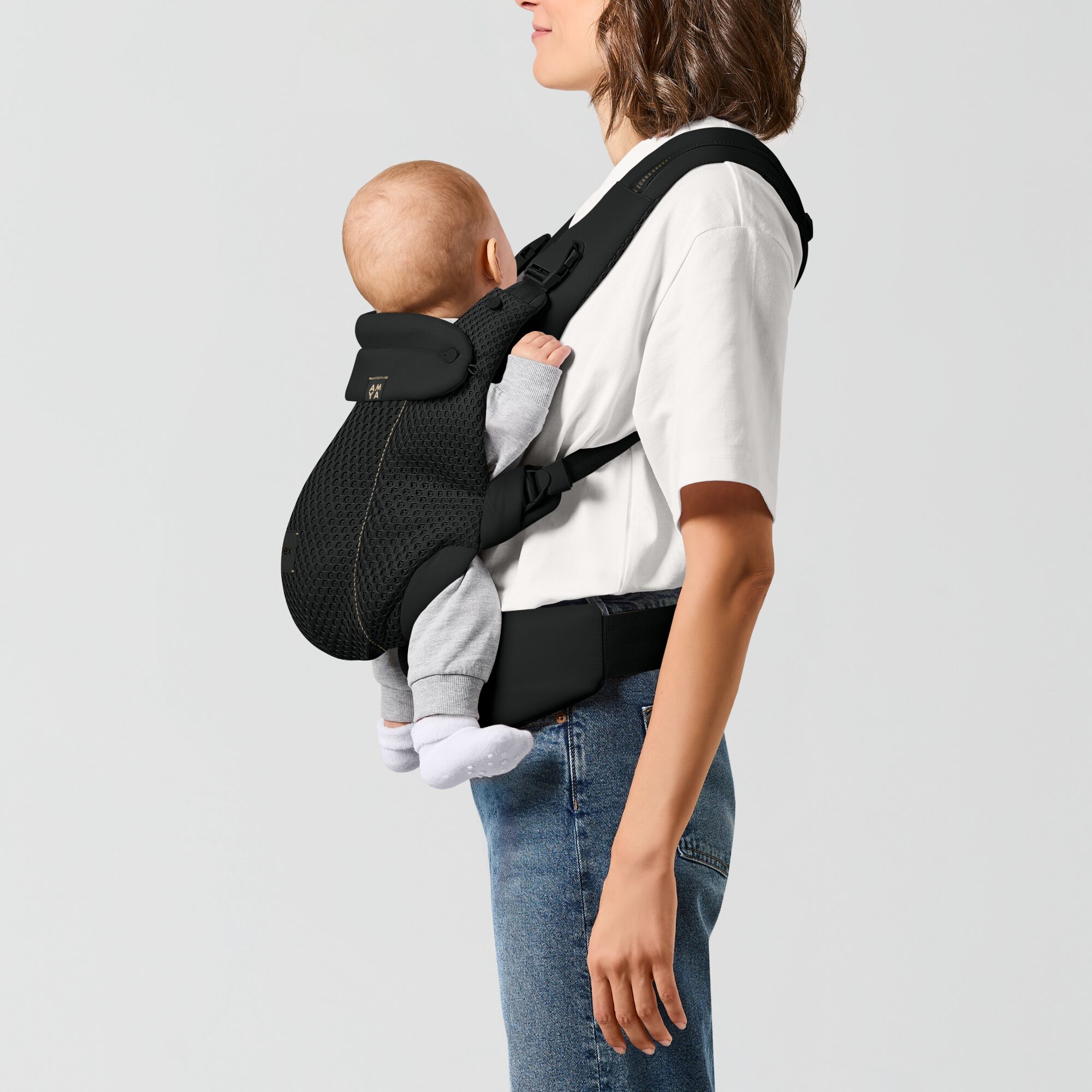 CYBEX AMYA Nosič Magic Black