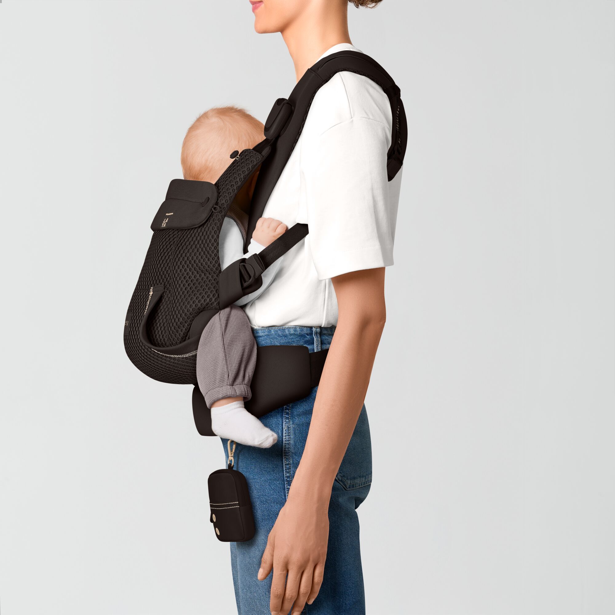 CYBEX LAYA Nosič Chocolate Brown