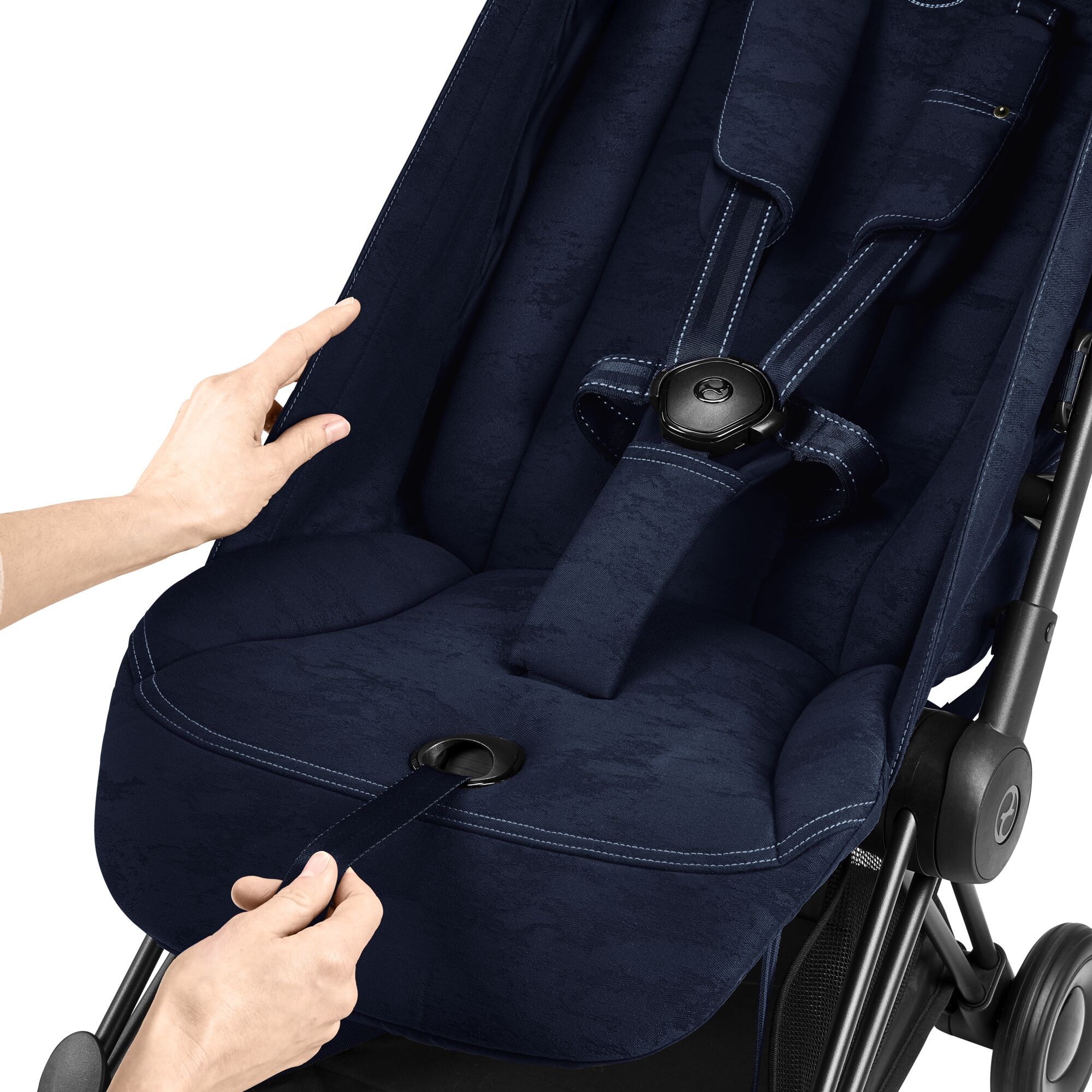 CYBEX COYA Rebellious Luxury Denim Blue