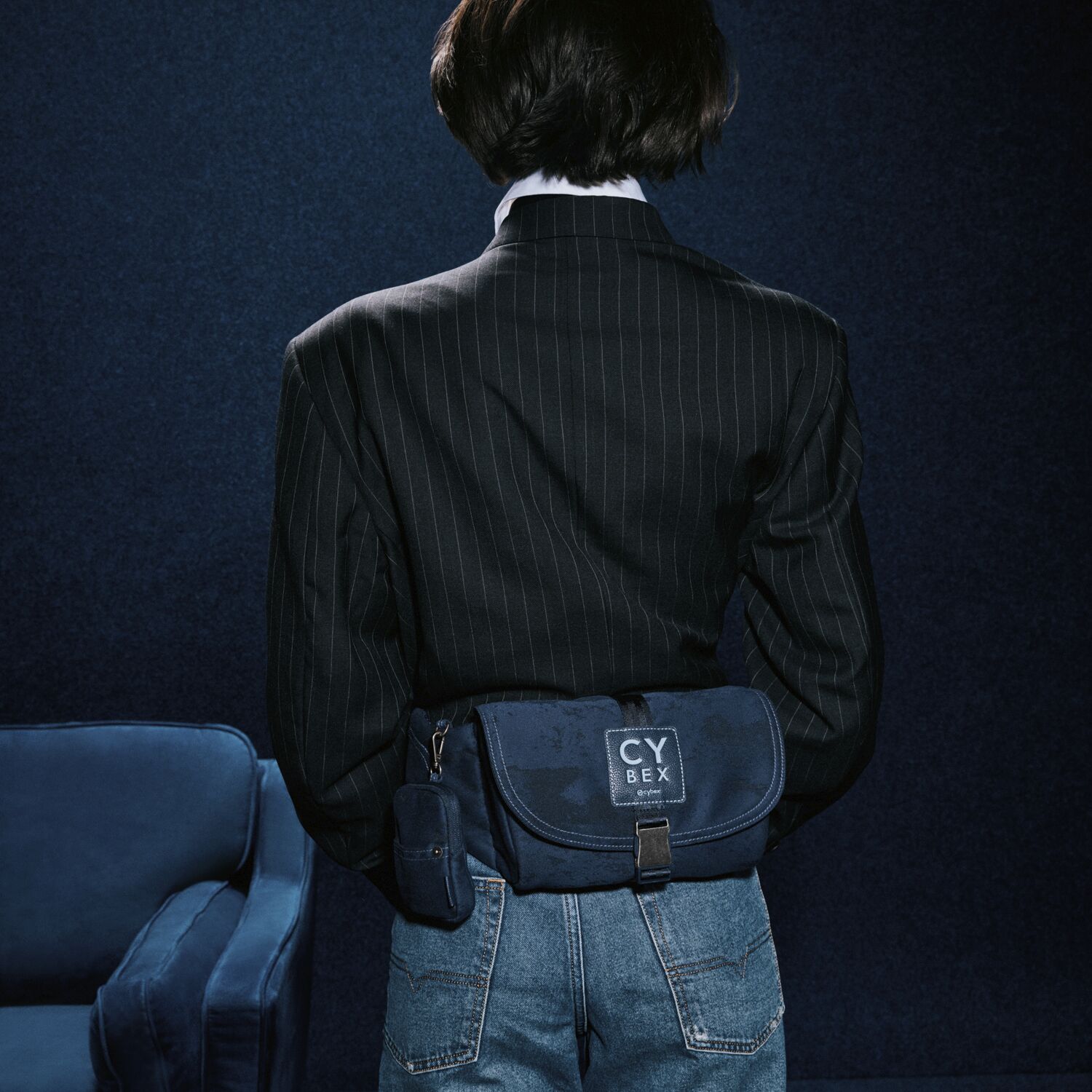 CYBEX Ľadvinka Belt Bag Rebellious Luxury Denim Blue