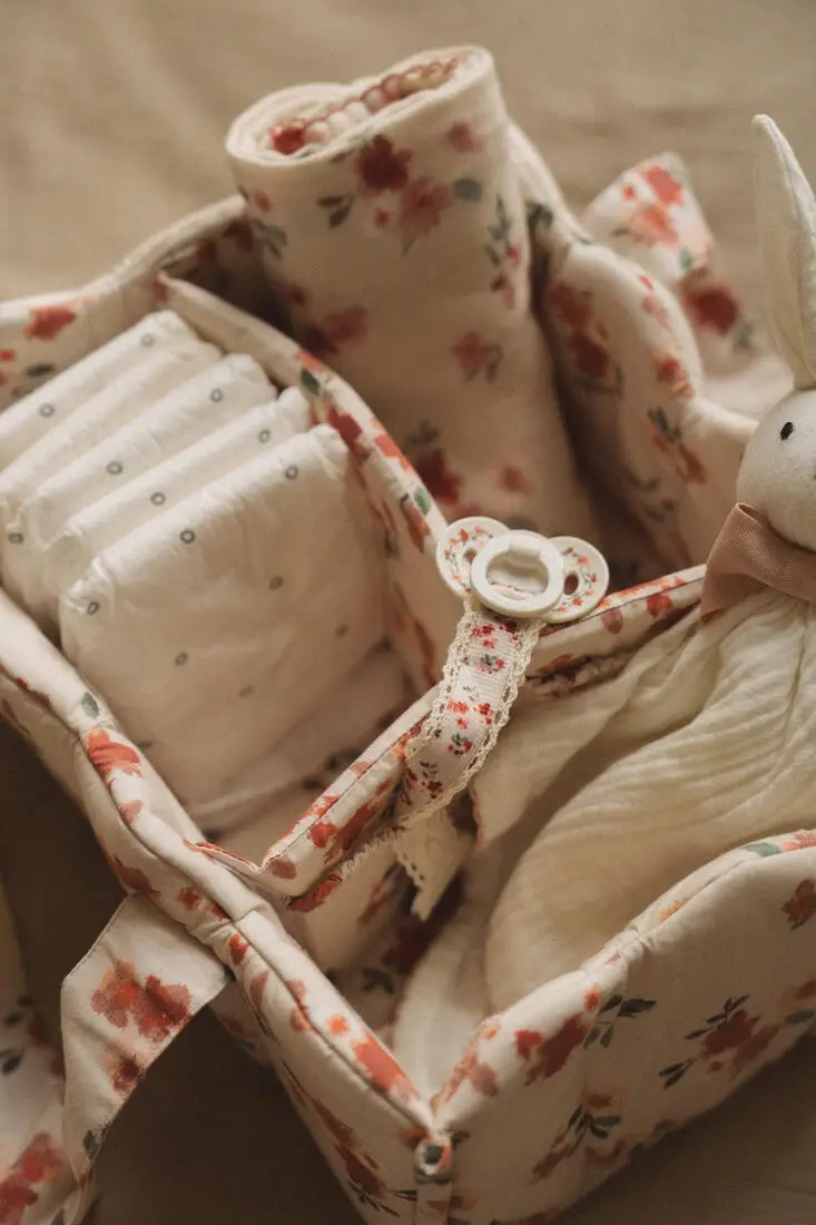 Elodie Details Organizér na prebaľovanie - Vintage Florals
