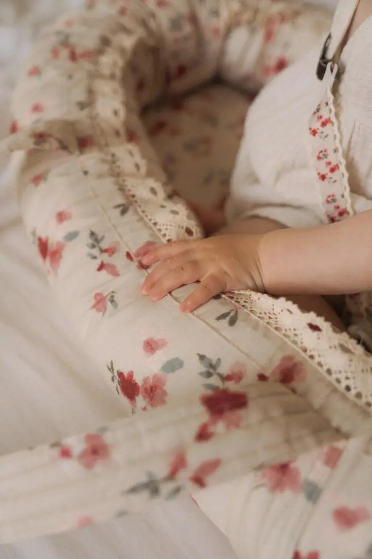 Elodie Details Hniezdo pre bábätka - Vintage Florals