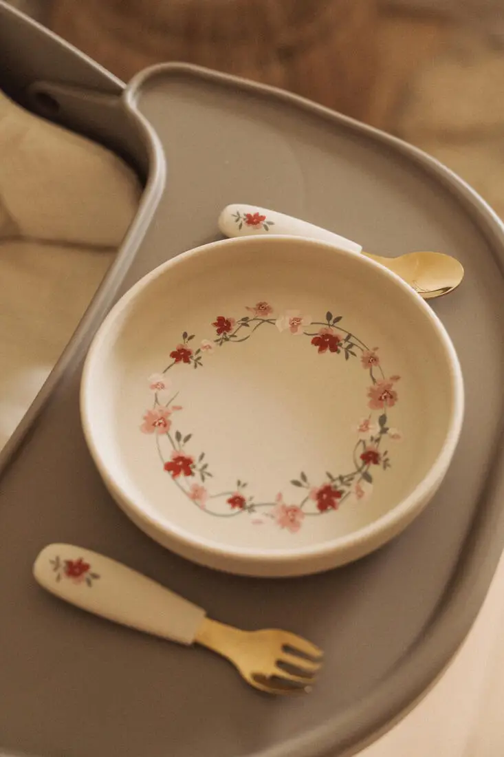 Elodie Details Silikónový tanier s príborom - Vintage Florals