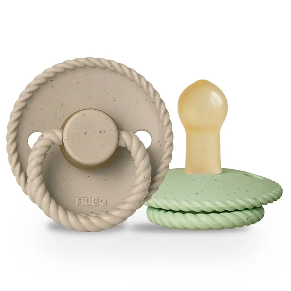 FRIGG DVOJBALENIE CUMLÍKOV MINI MOCHA CAPPUCCINO/ MATCHA LATTE, 6-18M, KAUČUK