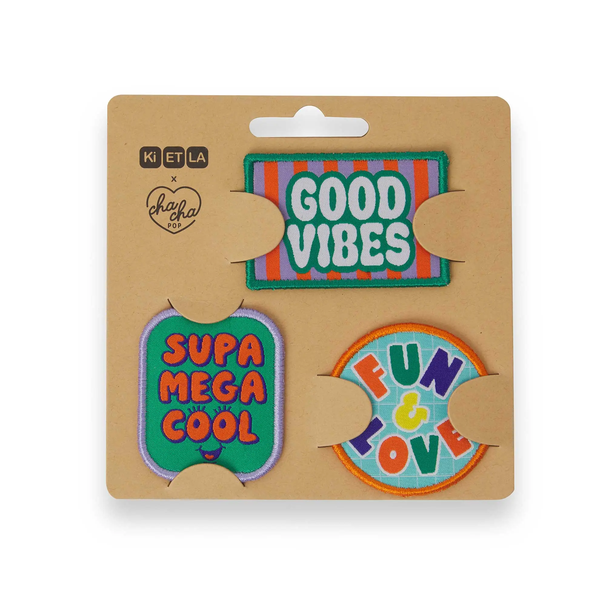 KiETLA nášivky na suchý zips Typo