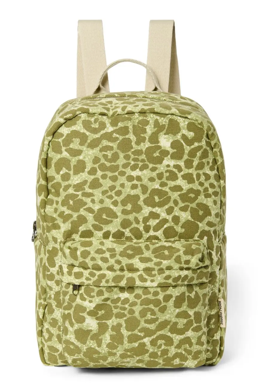 STUDIO NOOS - Cotton Midi BACKPACK - batôžtek s predným vreckom Green Leopard