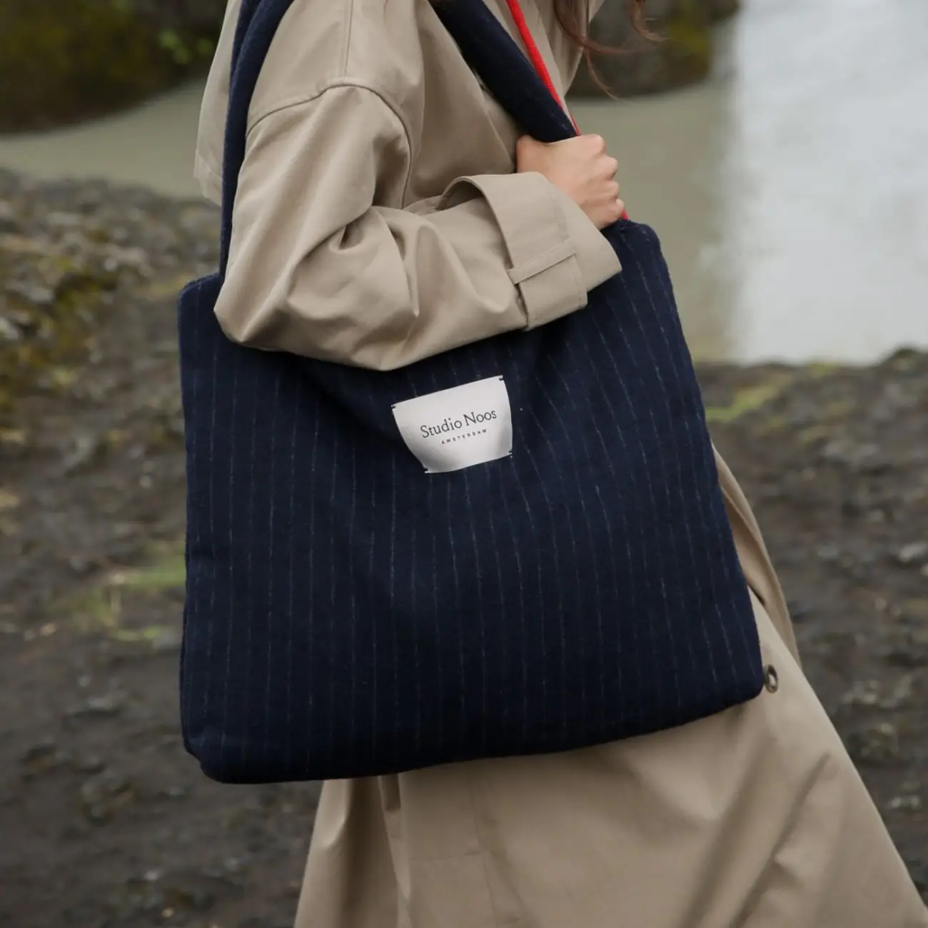 STUDIO NOOS - Flannel Chalkstripe DIAPER BAG Dark Blue