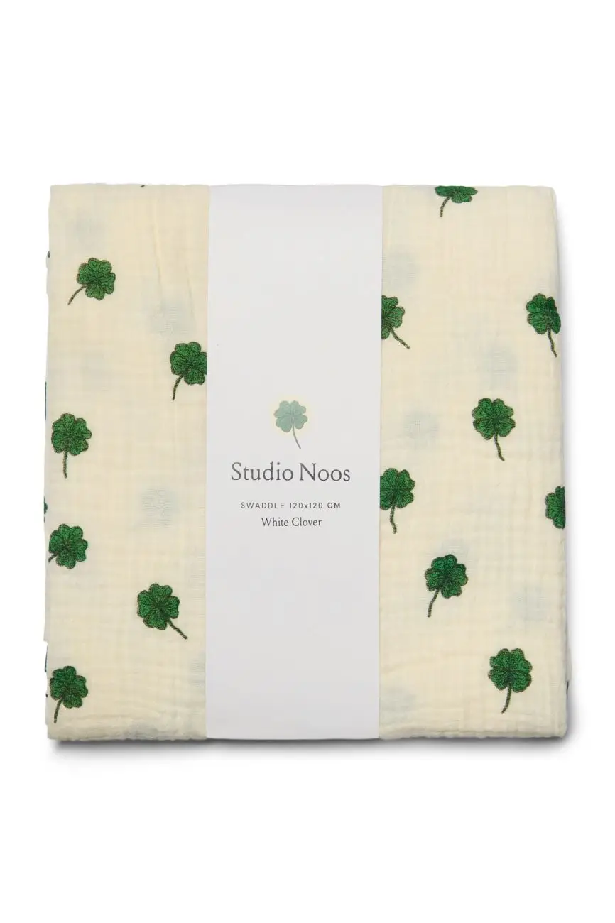STUDIO NOOS - SWADDLE ZAVINOVAČKA Print Large | White Clover