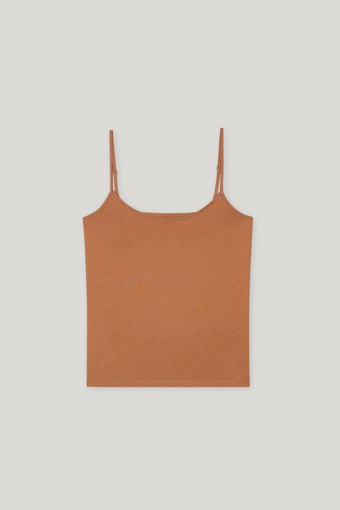 Basic-Spaghetti-Top female