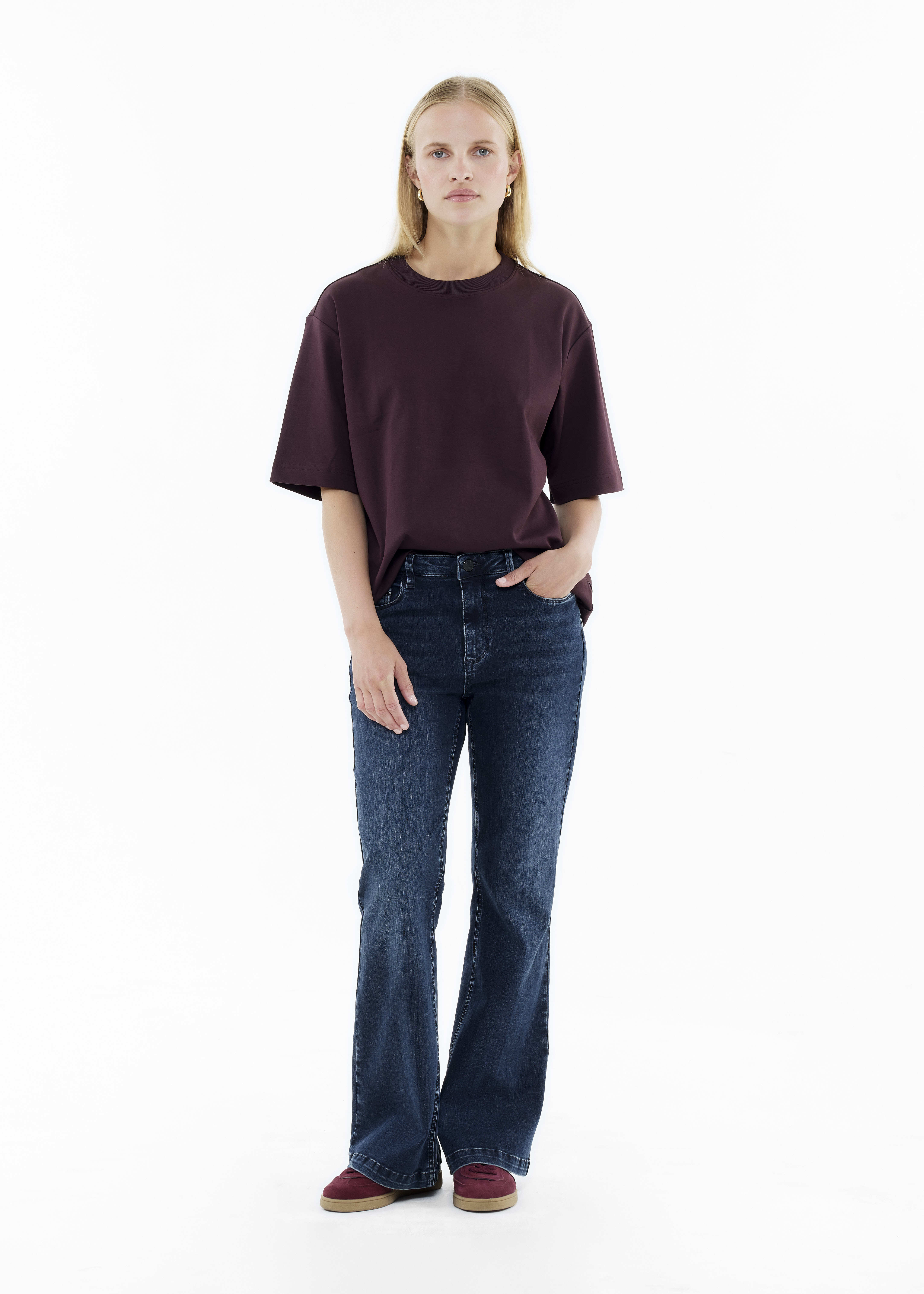 Sunny flare - blue black female