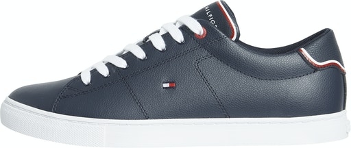 ESSENTIAL LEATHER SNEAKER