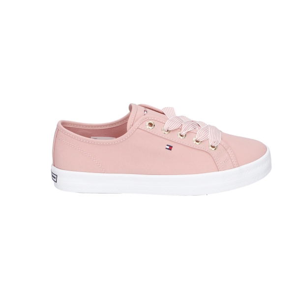 ESSENTIAL NAUTICAL SNEAKER