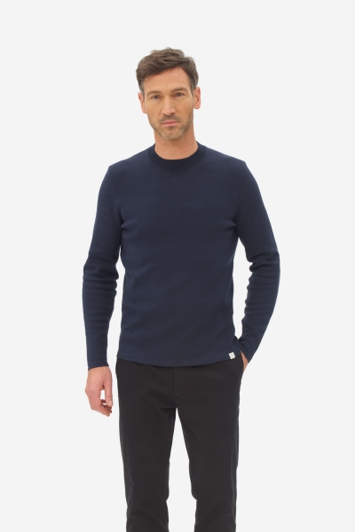 high neck sweater