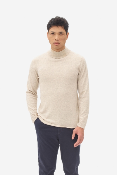 turtle neck sweater