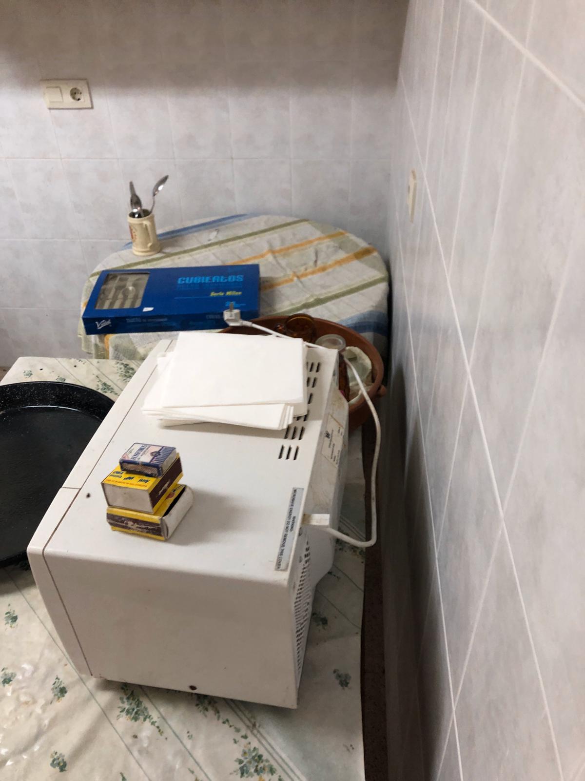 Ahorra en el vaciado de tu piso de muebles viejos con nuestros precios en Begues