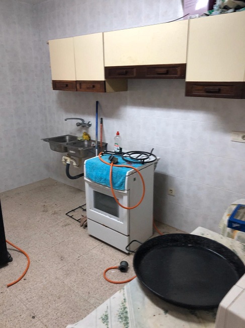 Vaciado de pisos en Roda de Ter | ¡Transforme su hogar en un espacio limpio y ordenado!