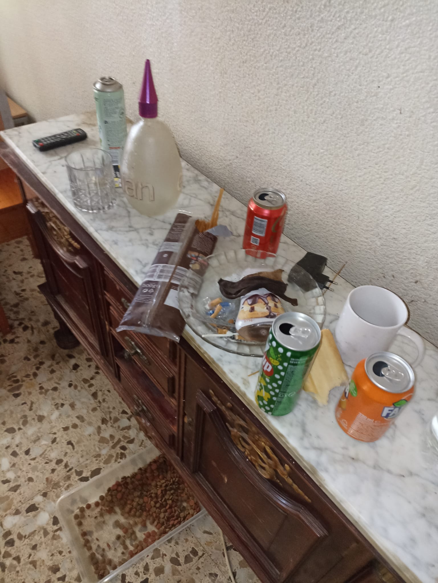 ¿Quieres vaciar un piso lleno de trastos y muebles viejos en Sant Fruitós de Bages? Descubre cuánto tiempo te llevará con nosotros.