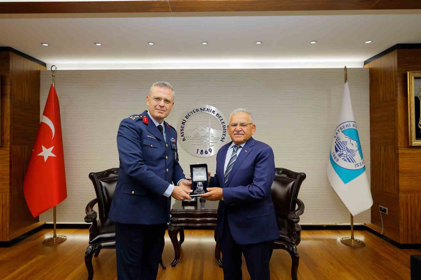 Başkan Büyükkılıç, Kayseri