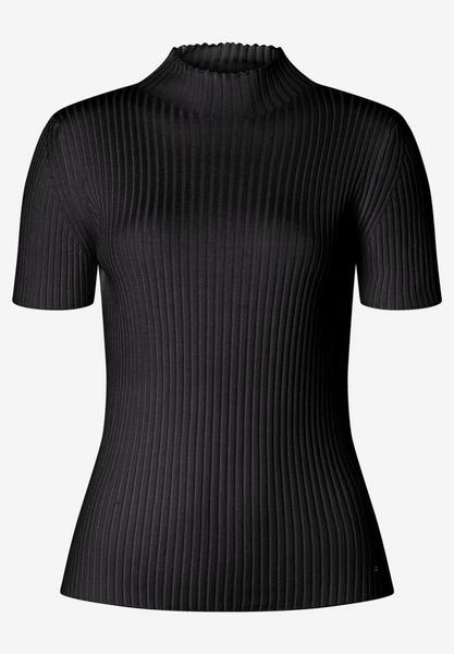 Turtleneck Pullover