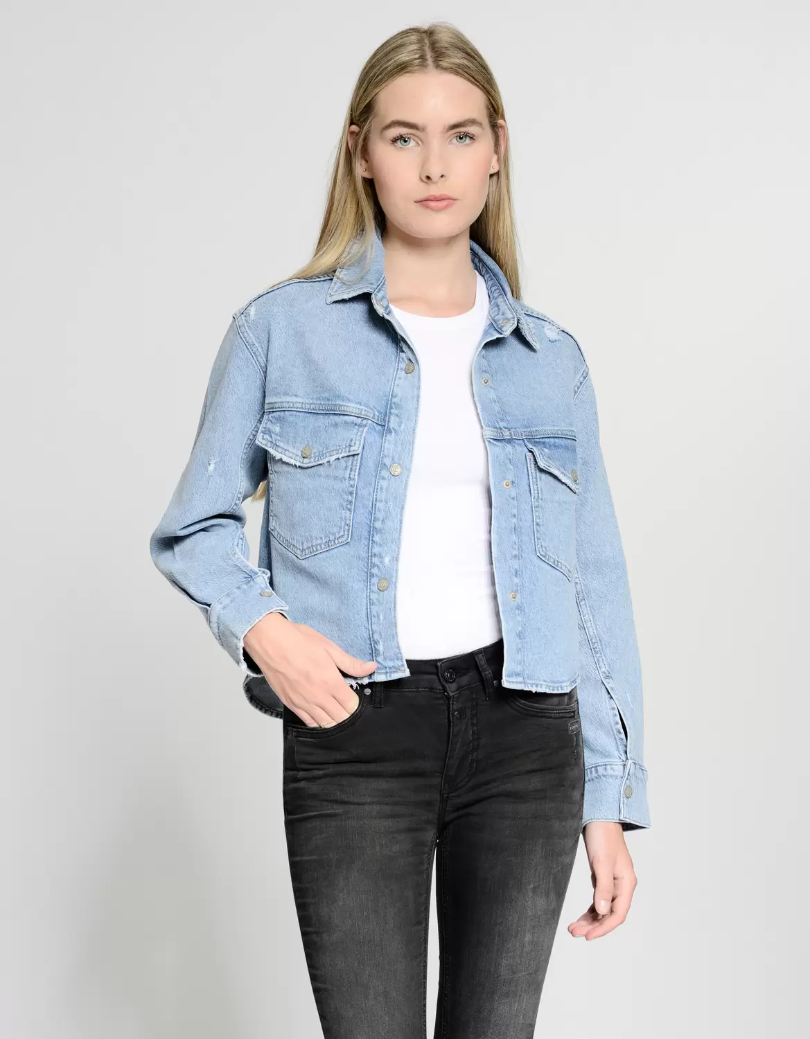 ZOE JACKET female