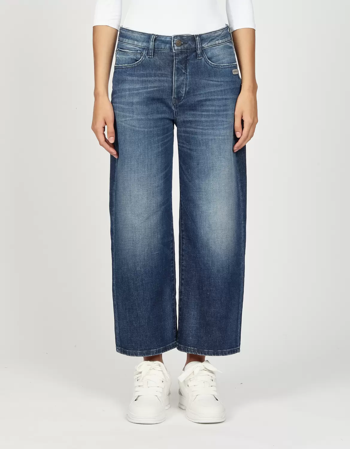 94JUL CROPPED  - comfort straight fit