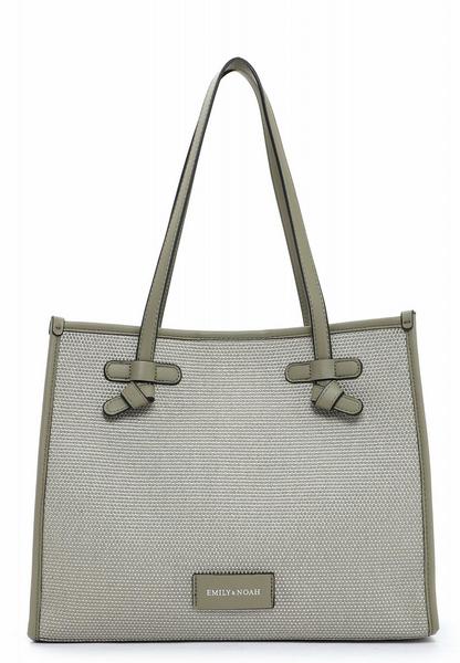 Shopper Esther