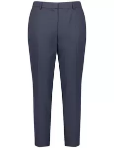 Gepflegte 7/8 Hose mit Bügelfalten Greta