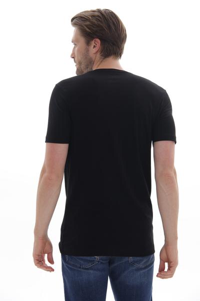 DP V-neck Body Fit - 009/SCHWARZ