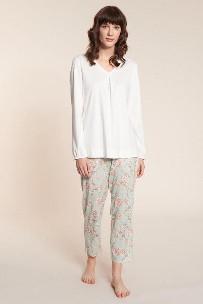 Py, 1/1 sleeve, pants 7/8, v-neck