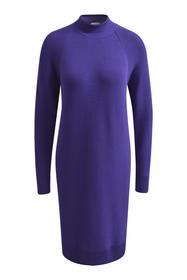 knitted dress w turtle neck, 1/1 sleeves and straight body
