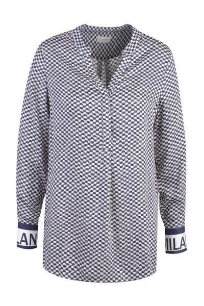 Blouse with short covered button placket