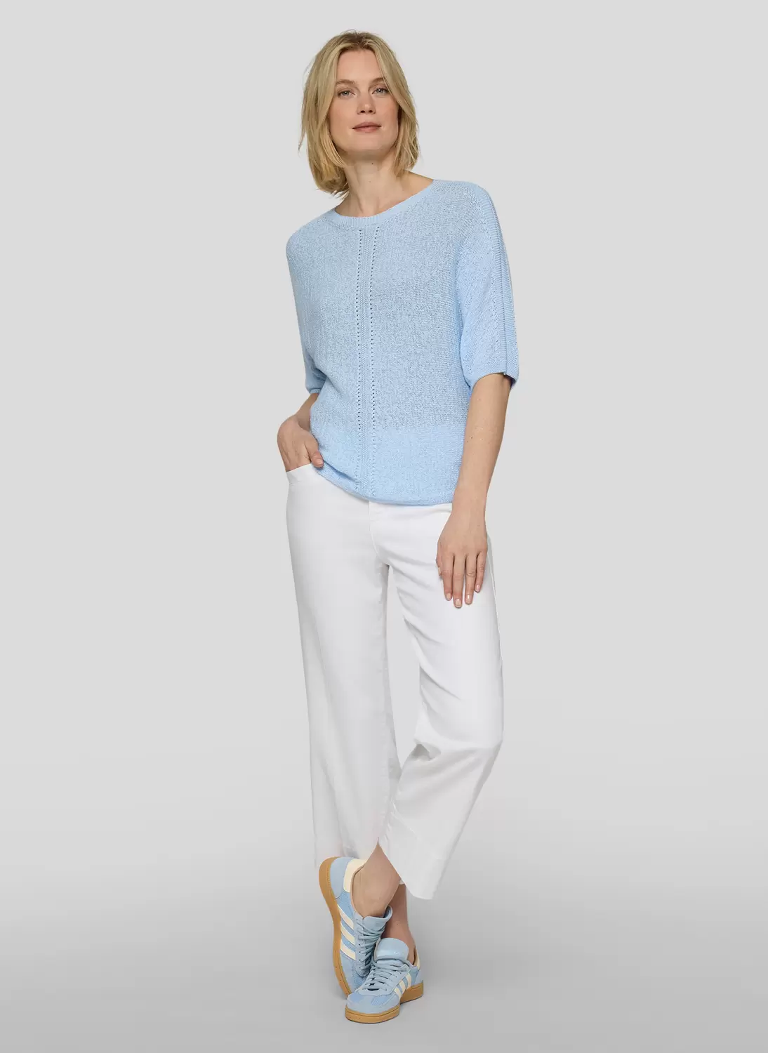 Pullover female