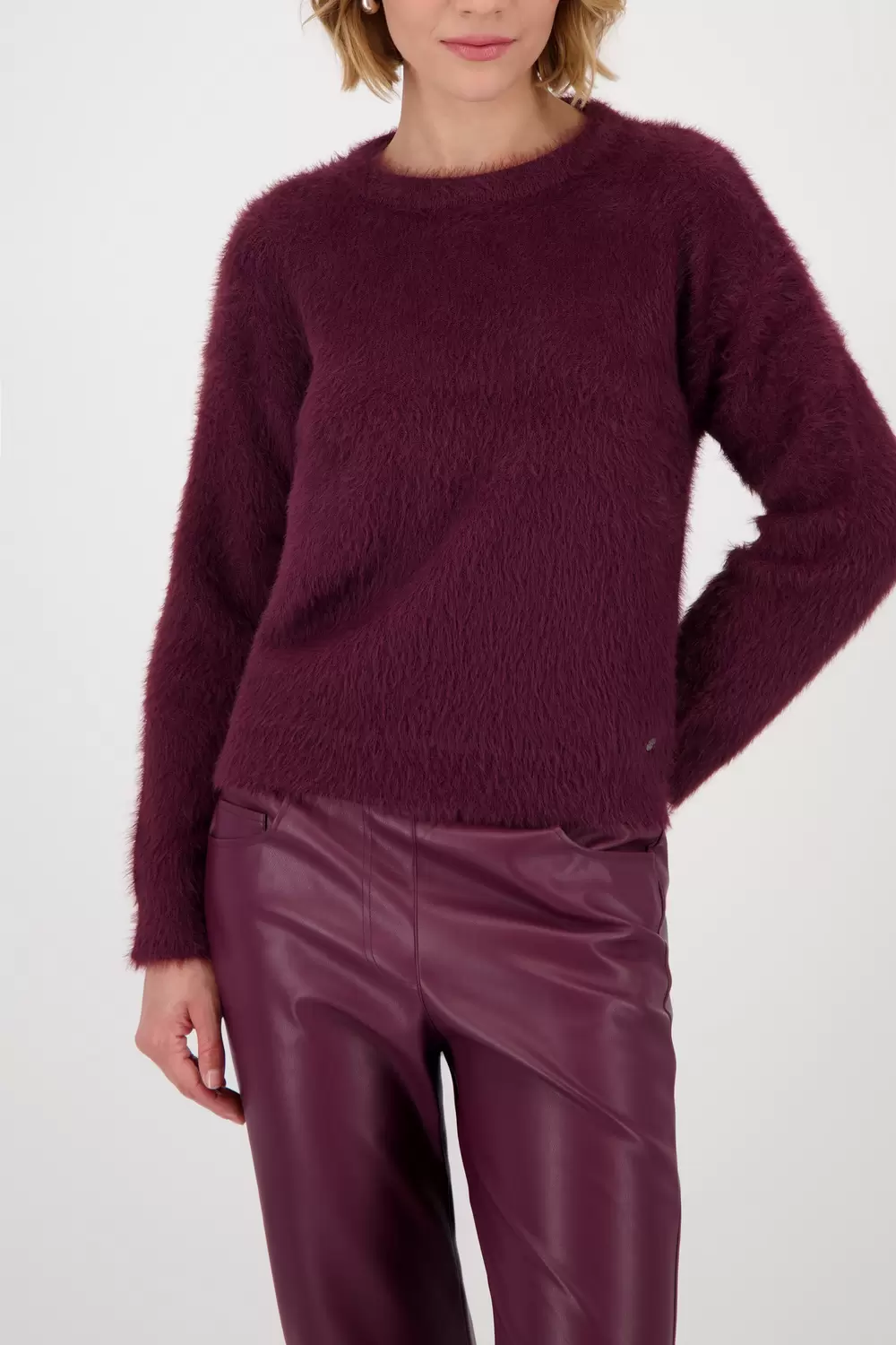 Pullover female